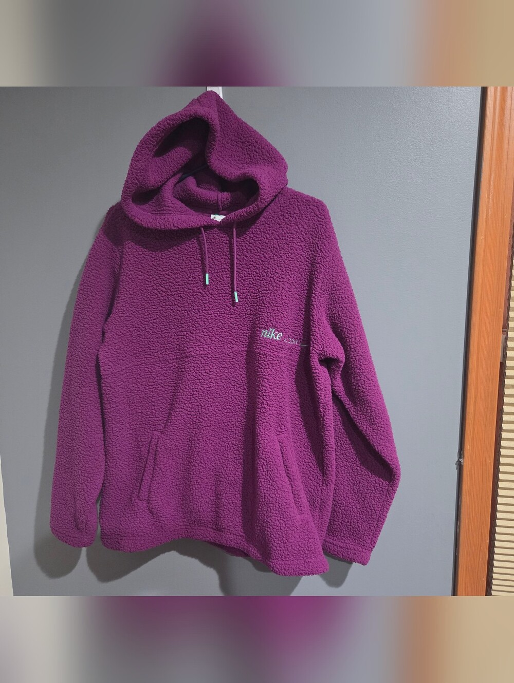 Nike Purple Sherpa Hoodie Size Large - Picture 1 of 7